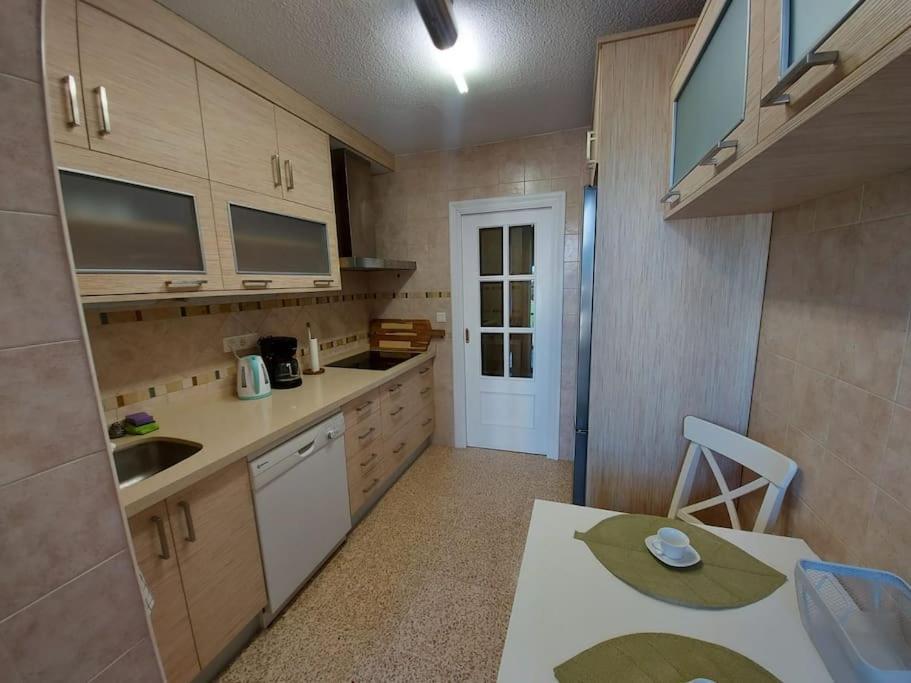 Apartment Sunny, Spacious 3 Bedroom With Seaview Villajoyosa