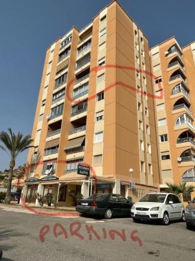 Sunny, Spacious 3 Bedroom With Seaview
